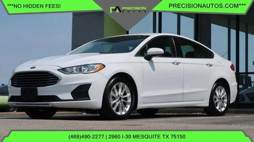White 2019 Ford Fusion SE