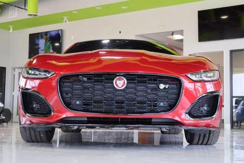2021 Jaguar F-TYPE R
