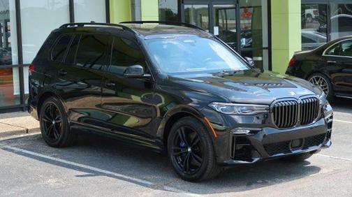 2021 BMW X7 M50i