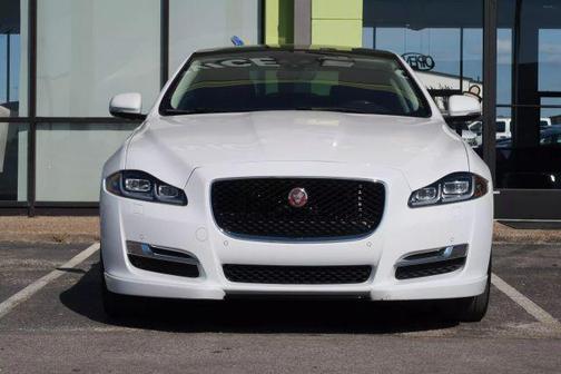 2019 Jaguar XJ XJ R-Sport