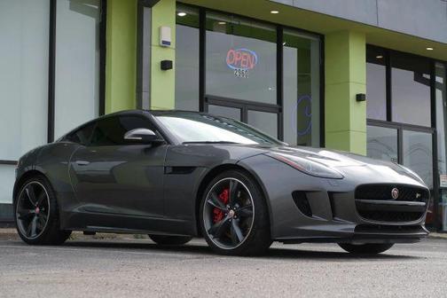 2016 Jaguar F-TYPE R