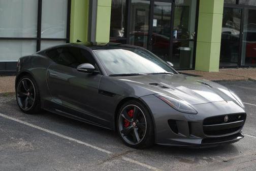 2016 Jaguar F-TYPE R