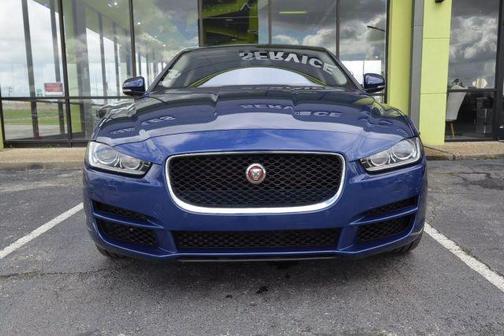 2017 Jaguar XE 35t Premium