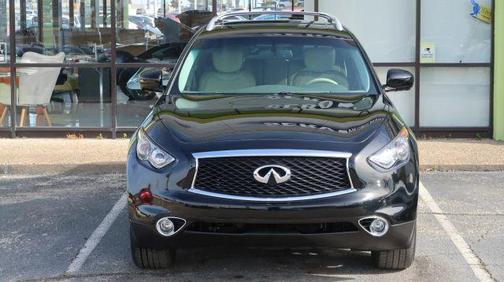 2017 INFINITI QX70 Base