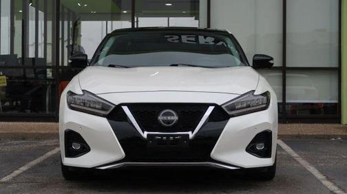 2023 Nissan Maxima Platinum