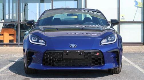 2024 Toyota GR86 Premium