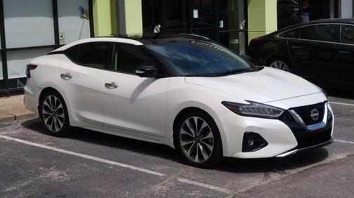 2023 Nissan Maxima Platinum