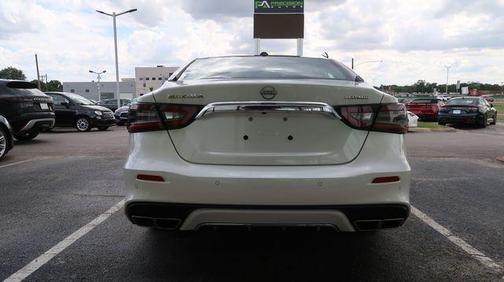 2023 Nissan Maxima Platinum