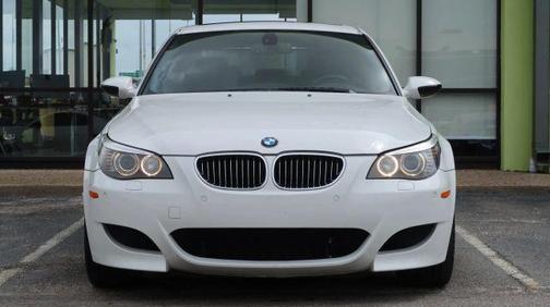 White 2008 BMW M5