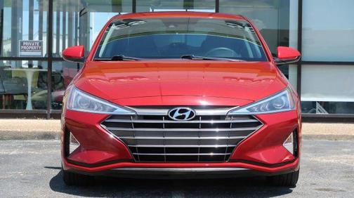 2019 Hyundai ELANTRA SEL