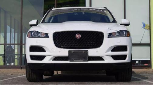 2018 Jaguar F-PACE 25t Premium