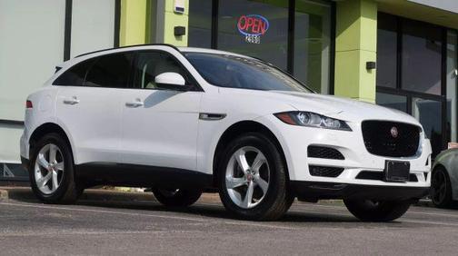 2018 Jaguar F-PACE 25t Premium