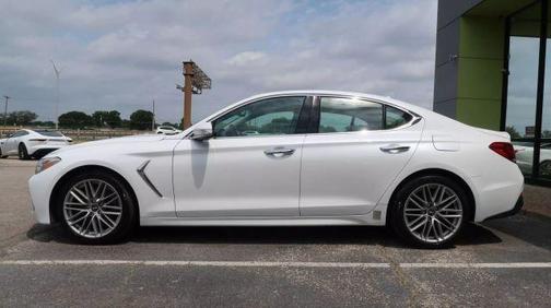 2020 Genesis G70 2.0T