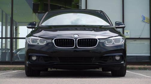 2018 BMW 330 i xDrive