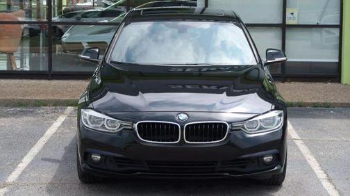 2018 BMW 330 i xDrive