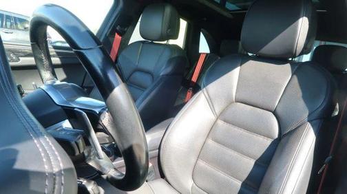 White 2018 Porsche Macan Turbo