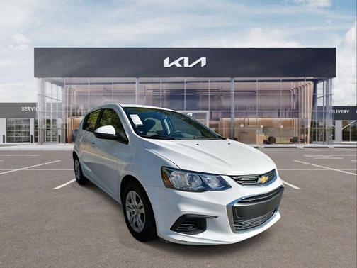 2020 Chevrolet Sonic FWD Hatchback 1FL 5-Door