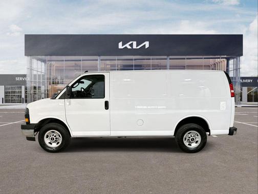 2024 GMC Savana 2500 Work Van