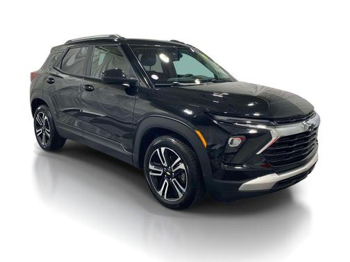 Mosaic Black Metallic 2024 Chevrolet Trailblazer LT