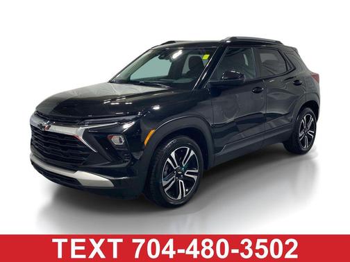 Mosaic Black Metallic 2024 Chevrolet Trailblazer LT