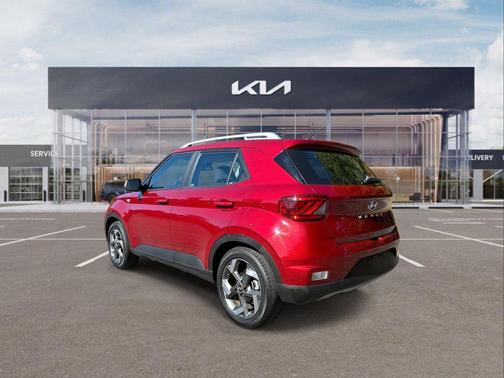 2024 Hyundai VENUE SEL
