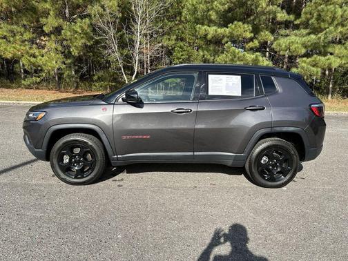2023 Jeep Compass Trailhawk