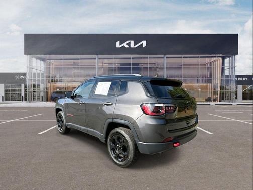 2023 Jeep Compass Trailhawk