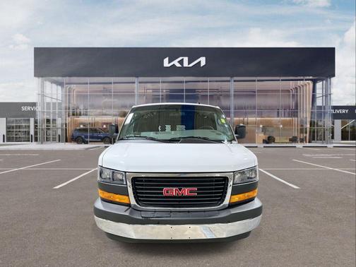 2024 GMC Savana 2500 Work Van