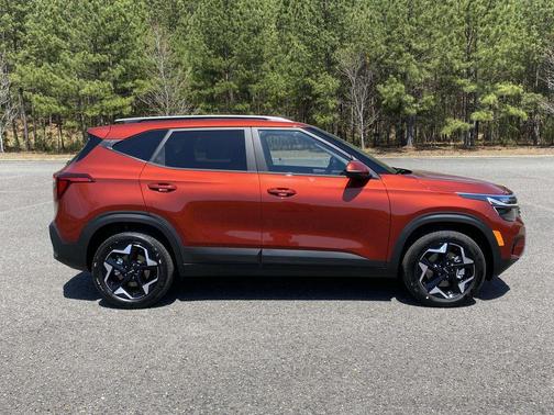 2025 Kia Seltos S