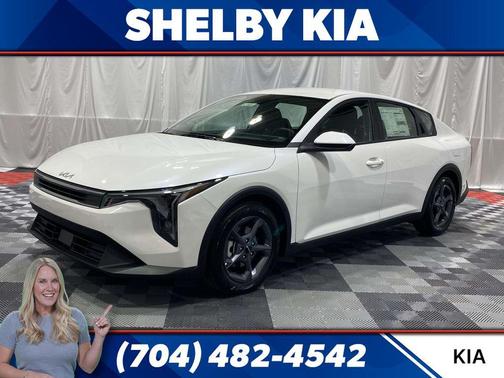 Snow White Pearl 2026 Kia K4 LXS