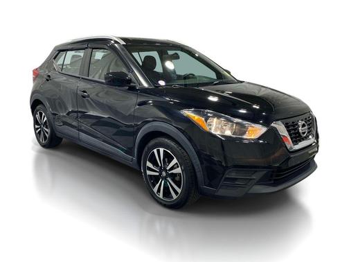 Super Black 2019 Nissan Kicks SV