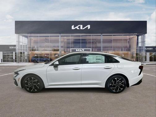 2026 Kia K5 EX