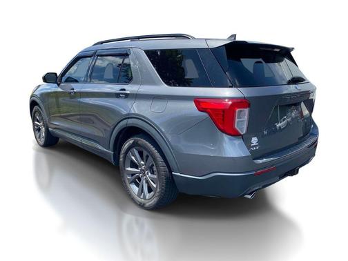 CARBONIZED GRAY METALLIC 2021 Ford Explorer XLT