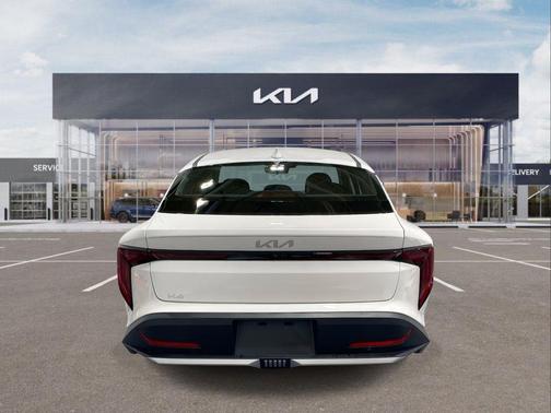 Snow White Pearl 2026 Kia K4 LXS