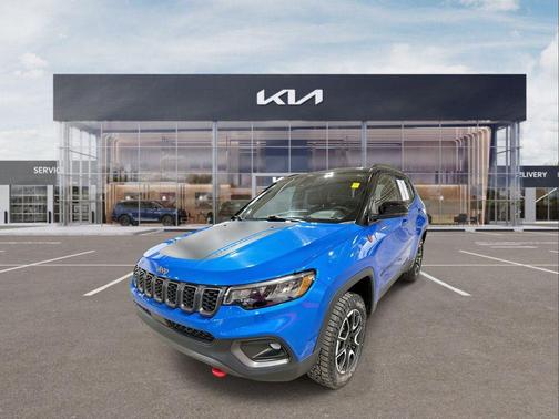 2024 Jeep Compass Trailhawk