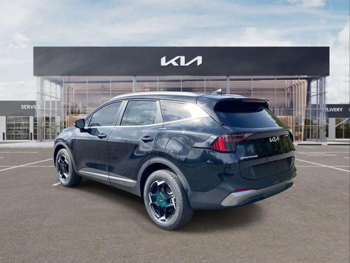 Fusion Black 2026 Kia Sportage Hybrid EX