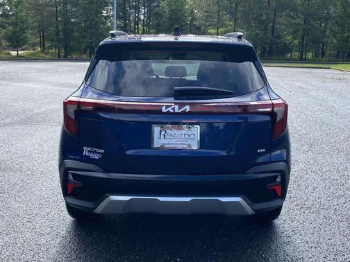 2025 Kia Seltos EX