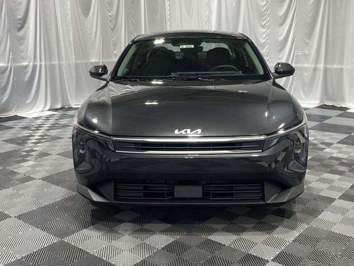 Interstellar Gray 2026 Kia K4 LX