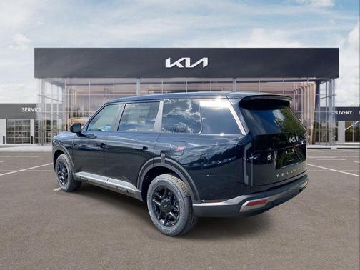Ebony Black 2027 Kia Telluride LX