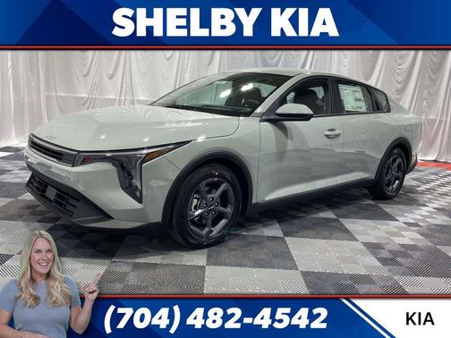 Morning Haze 2026 Kia K4 LXS