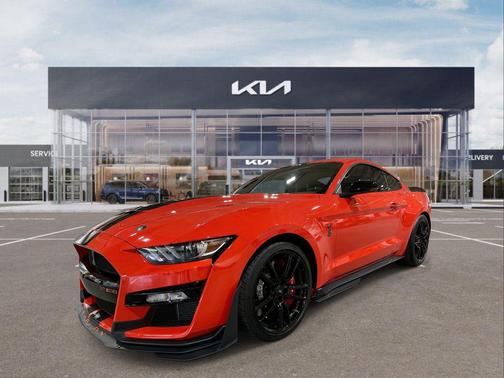 2022 Ford Shelby GT500 Base
