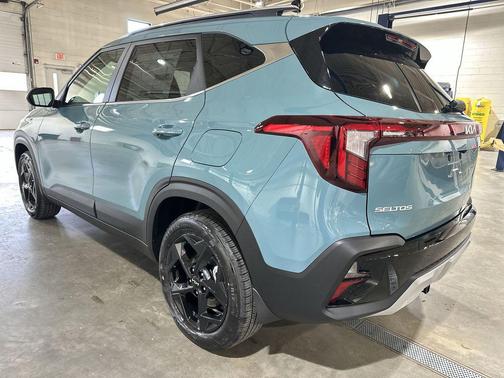 2026 Kia Seltos EX