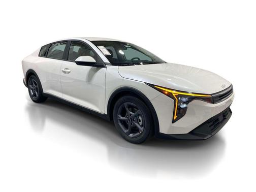 Snow White Pearl 2026 Kia K4 LXS