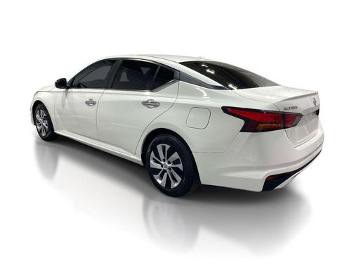 Glacier White 2020 Nissan Altima S FWD
