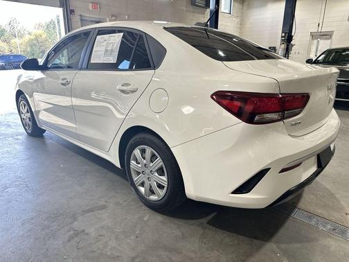 2022 Kia Rio S