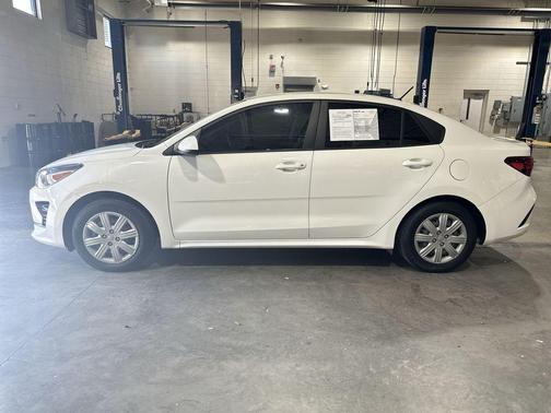 2022 Kia Rio S