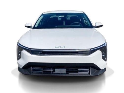 Snow White Pearl 2026 Kia K4 LXS