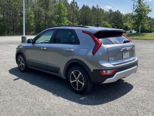 2025 Kia Niro EX