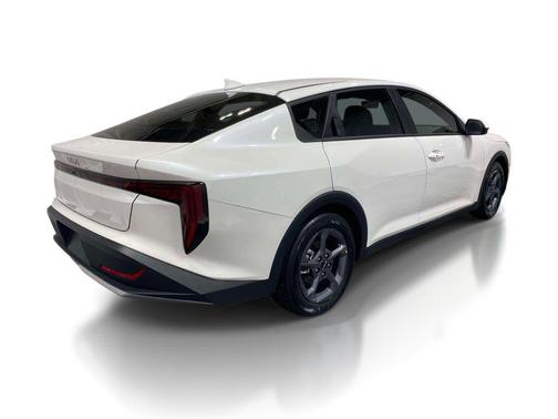 Snow White Pearl 2026 Kia K4 LXS