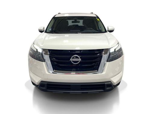 Glacier White 2025 Nissan Pathfinder SV 4WD